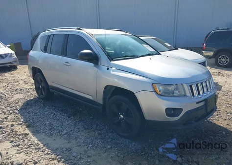 2013 Jeep Compass Sport из США, поврежденный, VIN 1C4NJDBB5DD245402